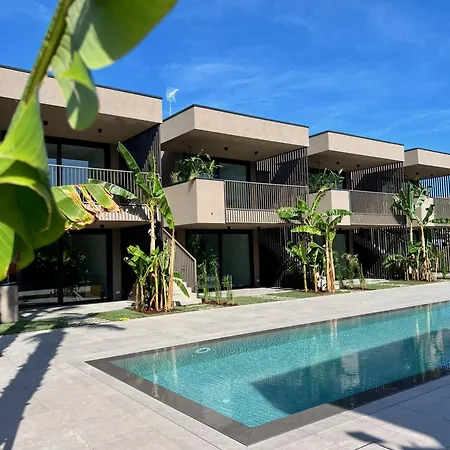 Sun Village Apartment *